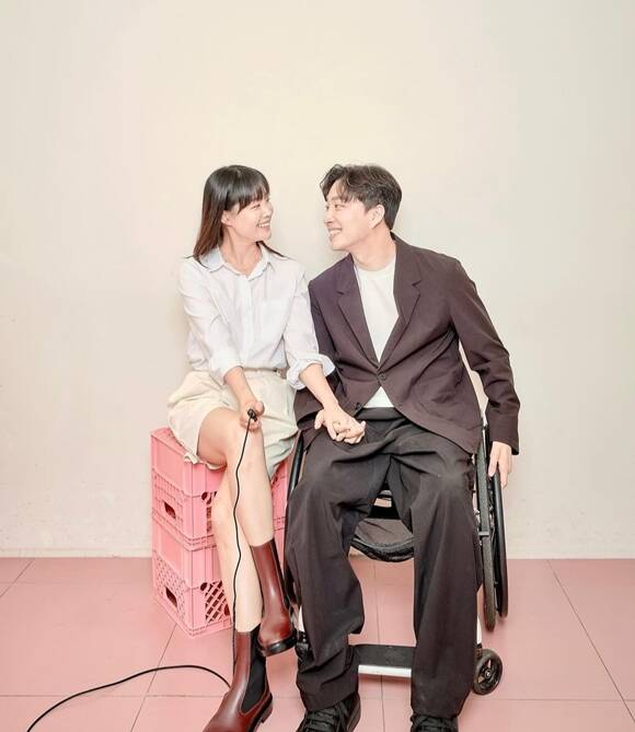 송지은♥박위, 전신 마비 극복한 커플 탄생…"선물같이 찾아온 사람"